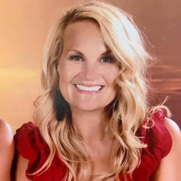 Meet your Posher, Lindsay - Picture 1 of 1